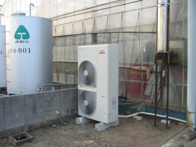 ヒートポンプ冷暖房システム（愛知県豊川市 バラ栽培）